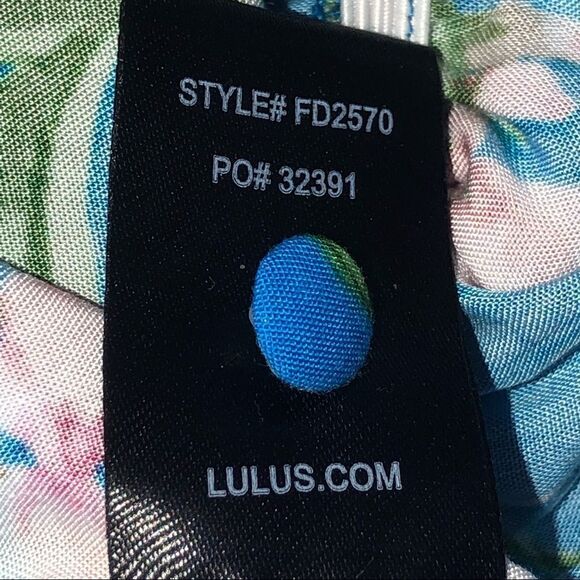 Lulu’s Blue & Pink Floral Mid Length Front Sash Tie Bell Cuffs Dress M - Picture 9 of 10